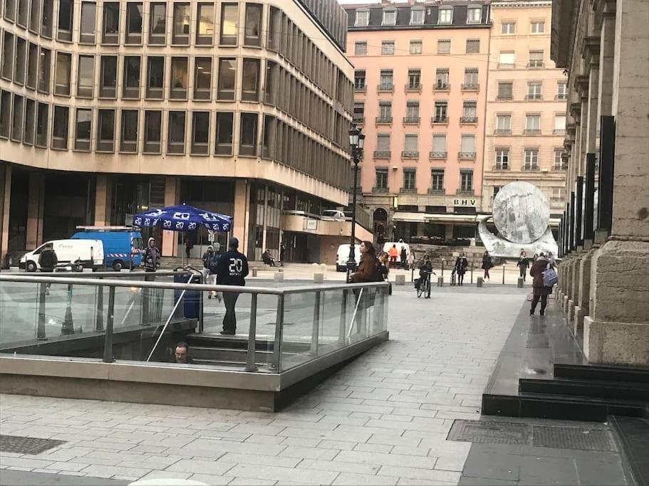 Cosy Lyon Opera Lägenhet Exteriör bild