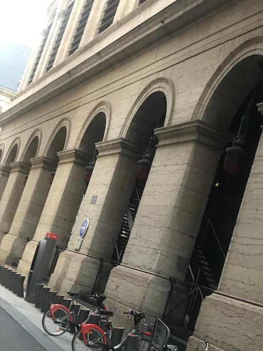 Cosy Lyon Opera Lägenhet Exteriör bild